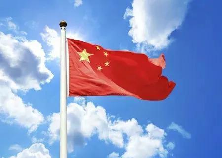 柔肩担重任 打通服务群众“最后一公里”